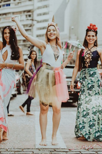 UNIVERSE Moda fiesta y gala